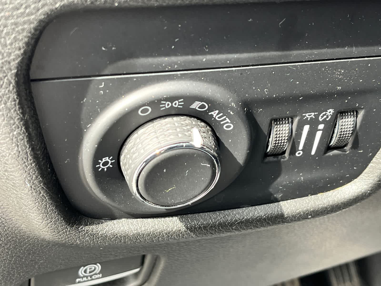 used 2023 Jeep Grand Cherokee car, priced at $28,135