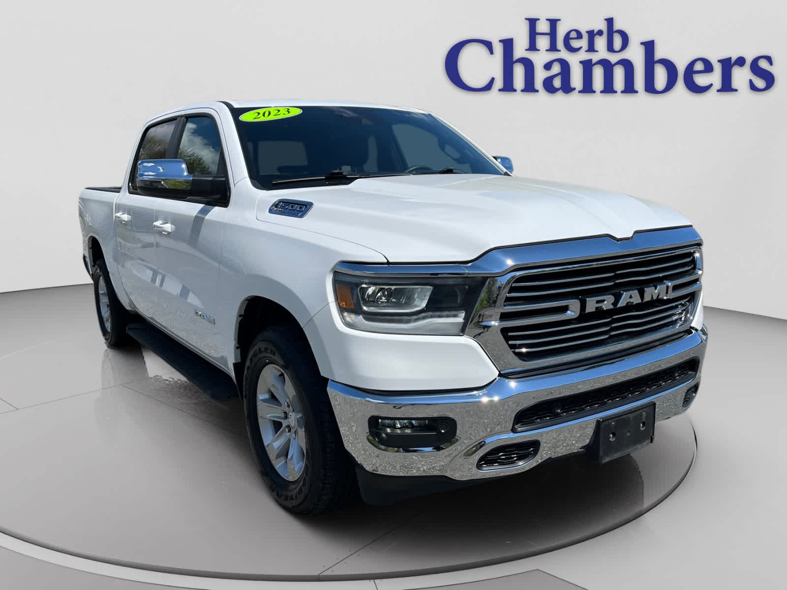 2023 RAM 1500 Laramie 4x4 Crew Cab 5'7's photo