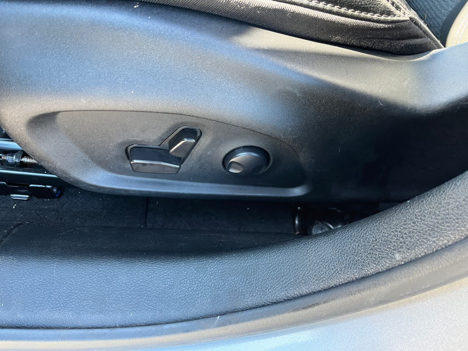 used 2023 Jeep Compass car, priced at $21,640