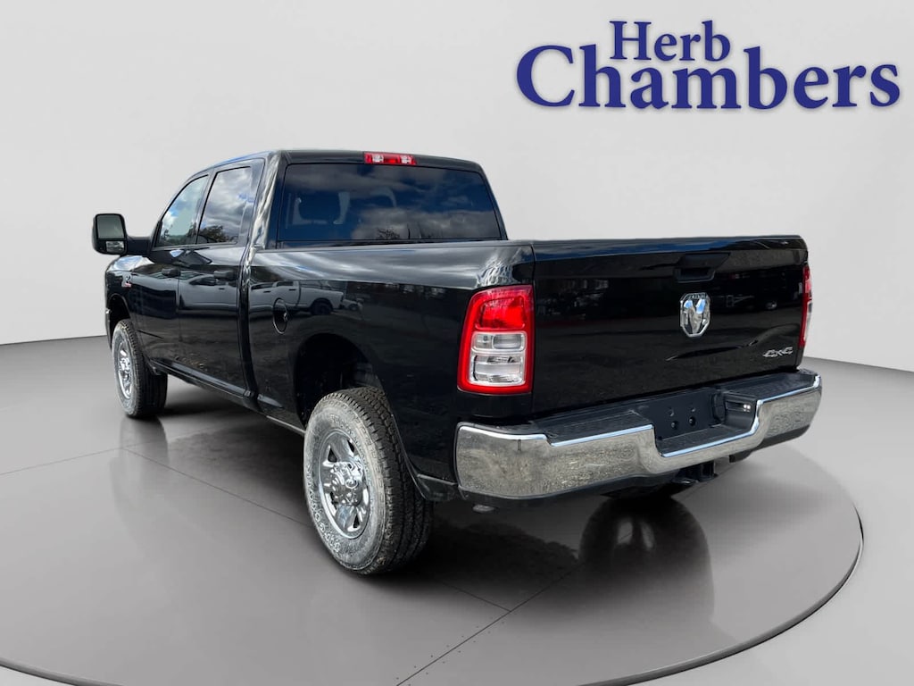 New 2024 Ram 2500 TRADESMAN CREW CAB 4X4 6'4 BOX Pickup