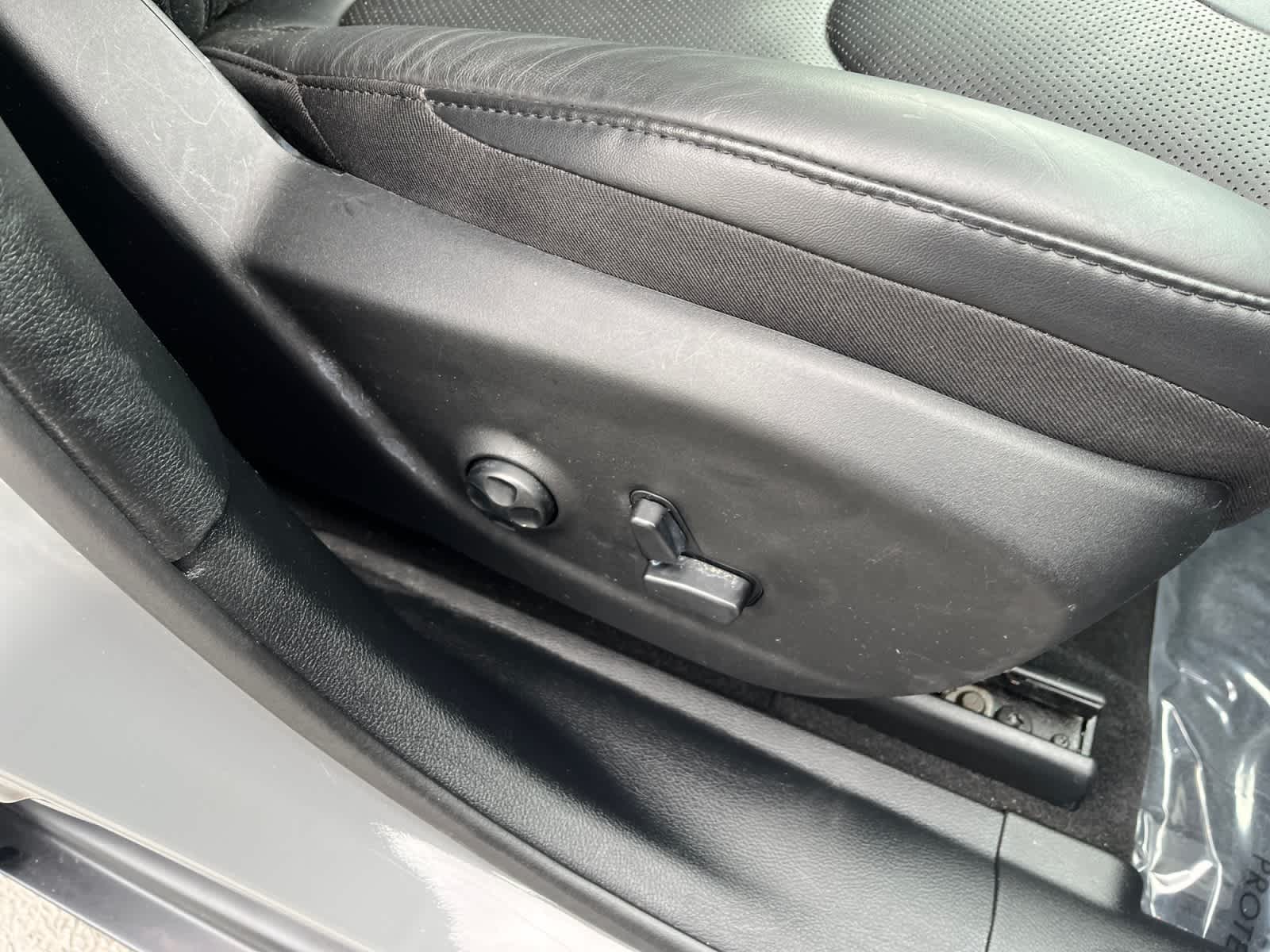 used 2021 Jeep Cherokee car, priced at $20,310