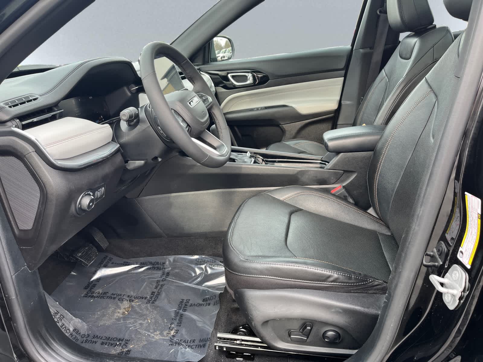 used 2023 Jeep Compass car, priced at $23,298