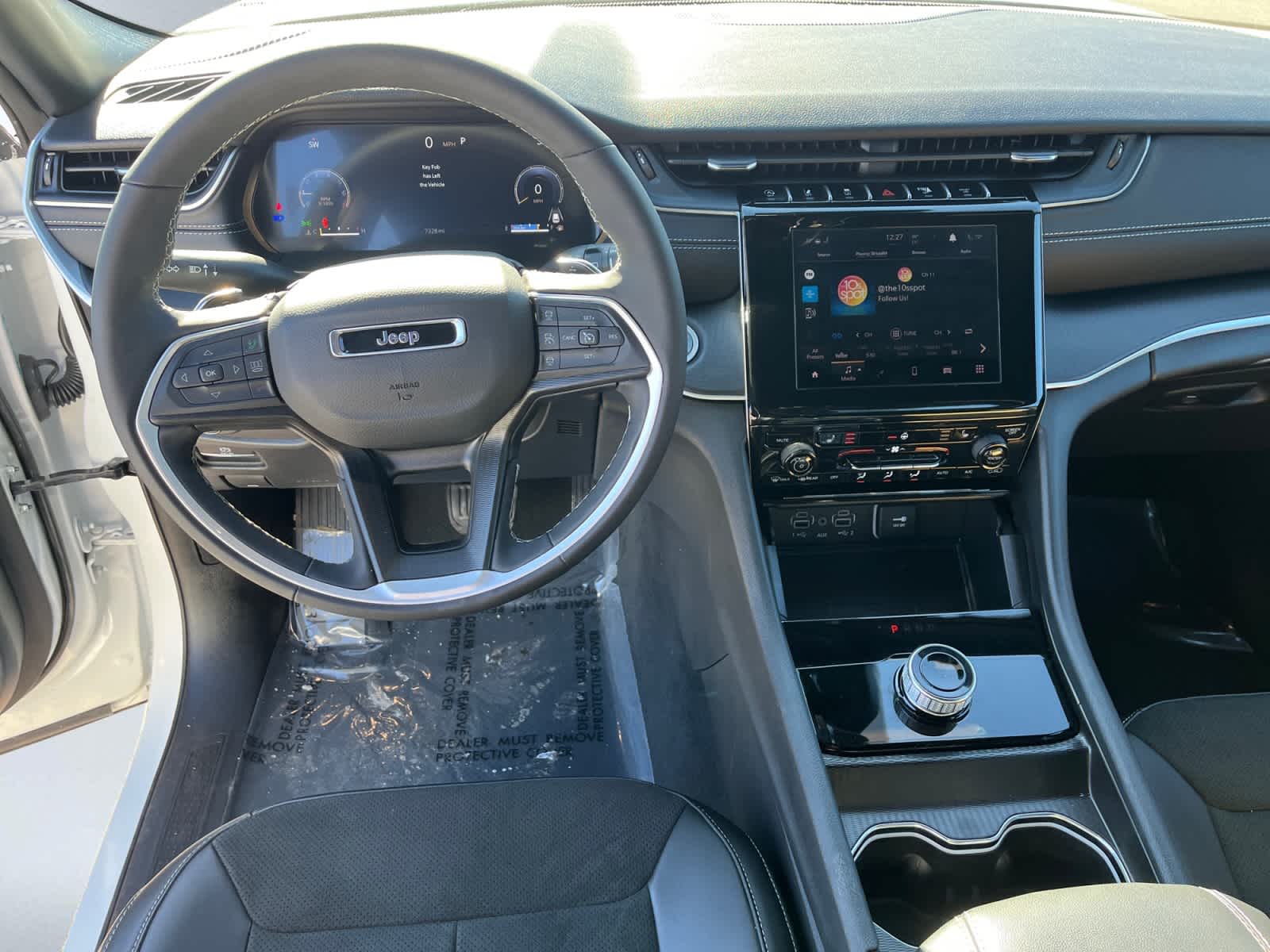 used 2025 Jeep Grand Cherokee car, priced at $37,633