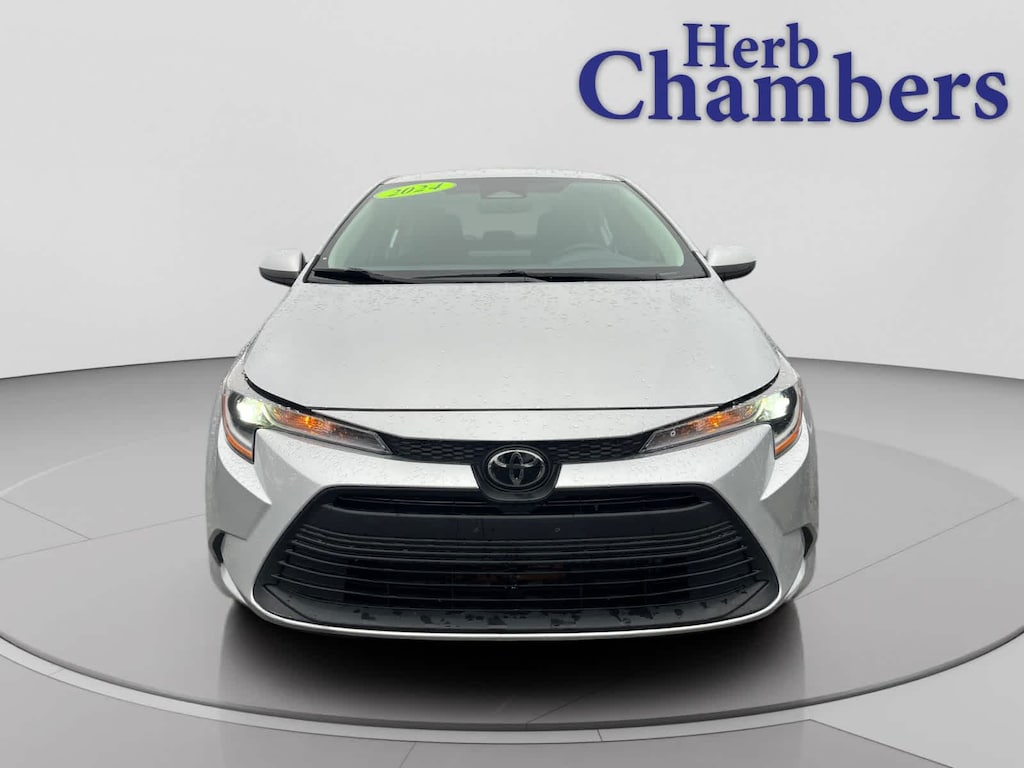 Used 2024 Toyota Corolla LE Sedan