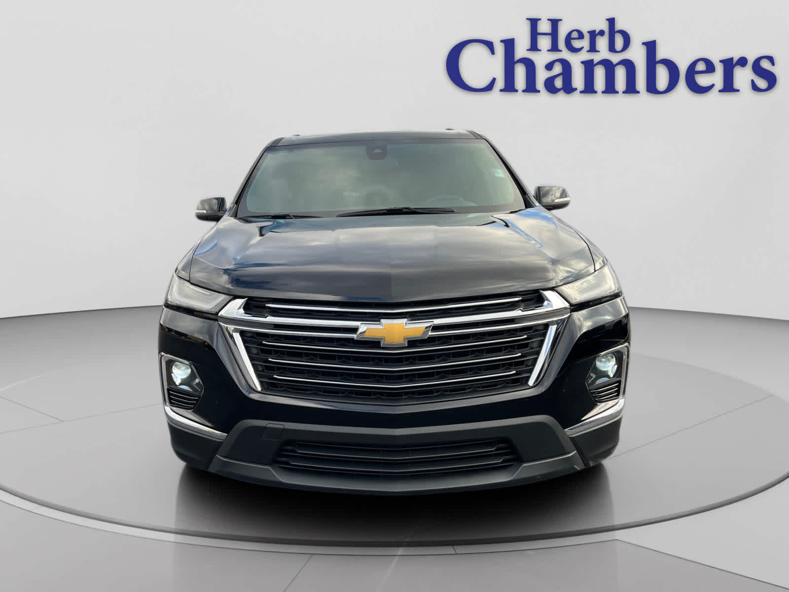 2022 Chevrolet Traverse Leather photo 2