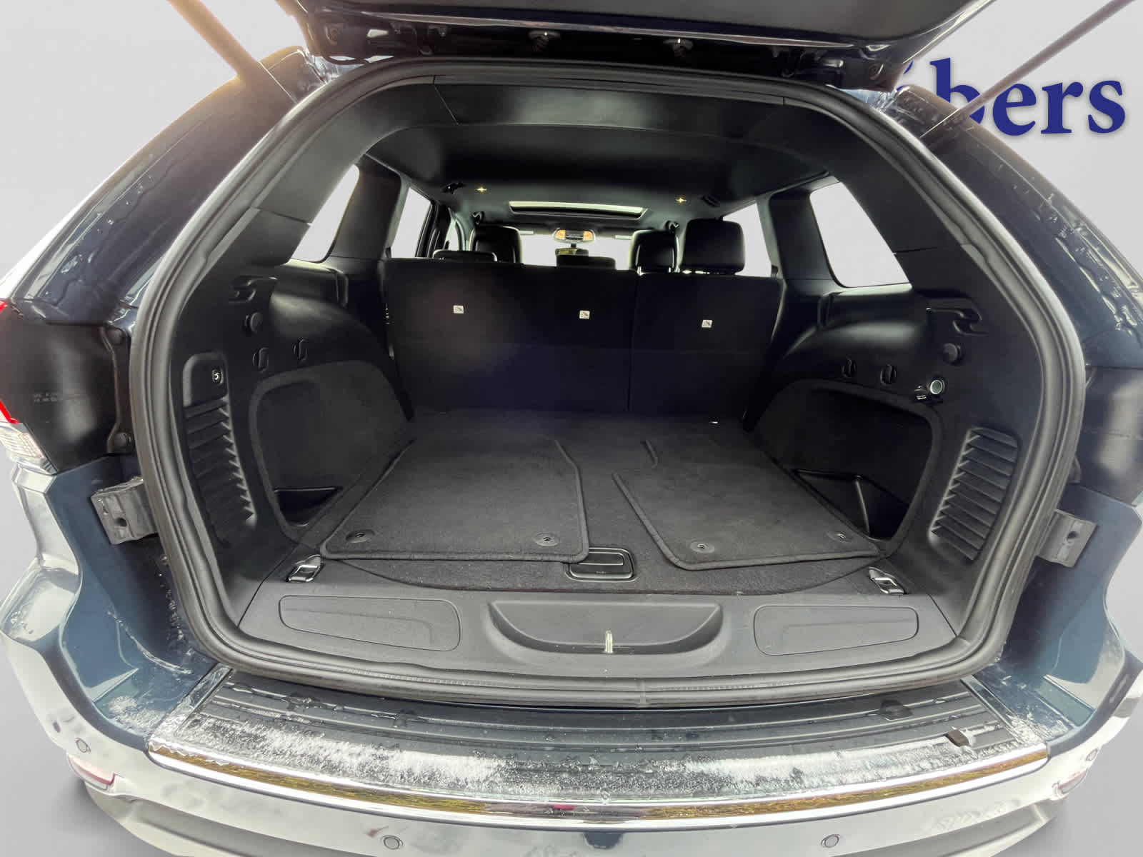 used 2021 Jeep Grand Cherokee car, priced at $23,293