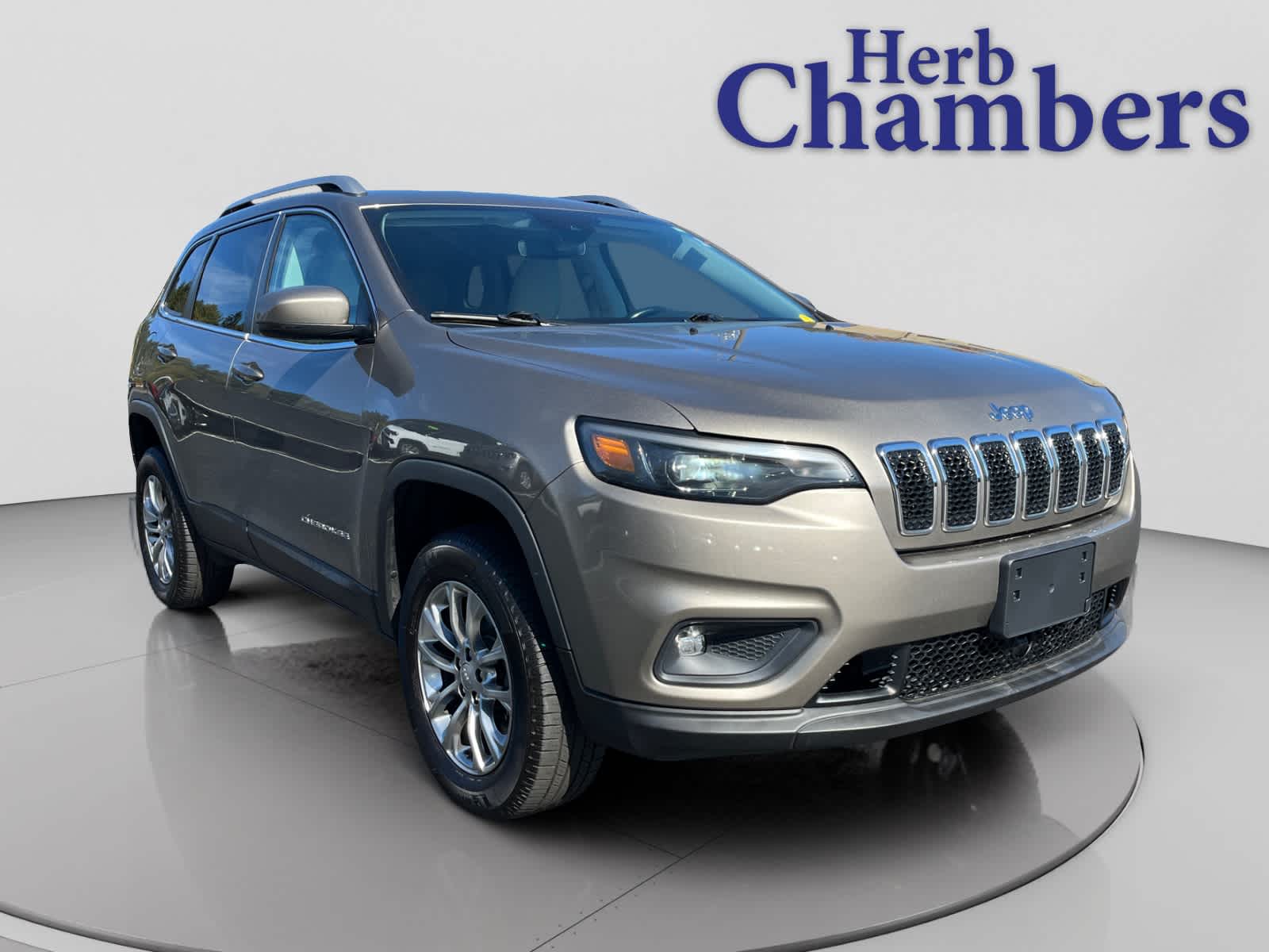 used 2021 Jeep Cherokee car, priced at $19,037