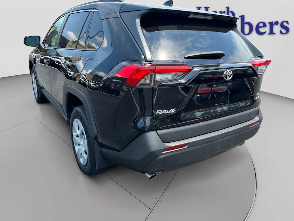 Used 2019 Toyota RAV4 LE SUV