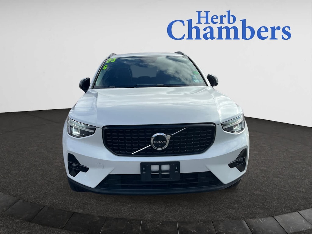 Certified 2023 Volvo XC40 Plus Dark Theme SUV