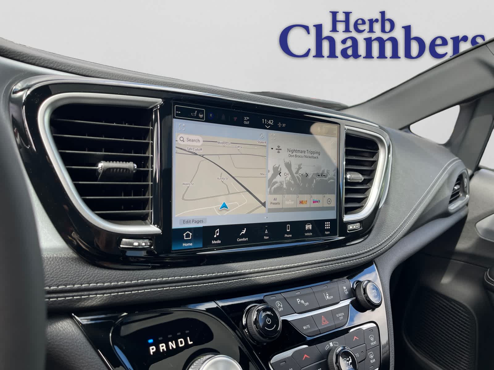 new 2026 Chrysler Pacifica car, priced at $58,460