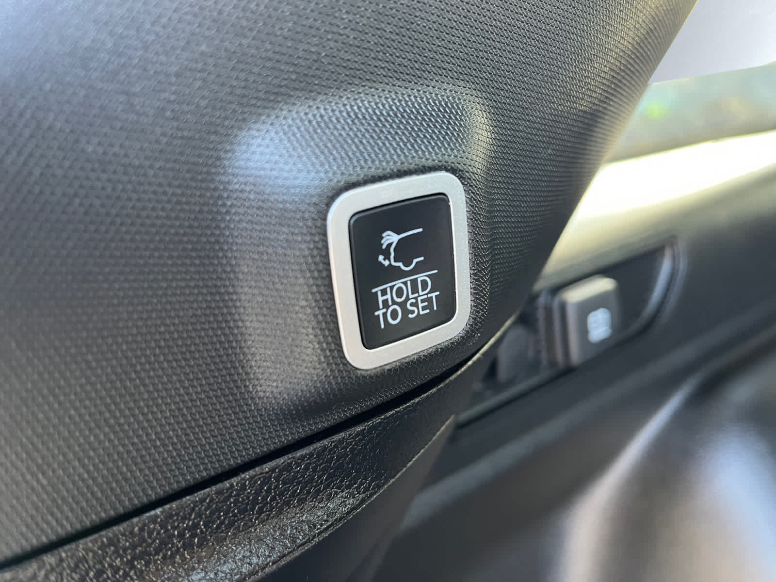 used 2023 Jeep Grand Cherokee car, priced at $30,079