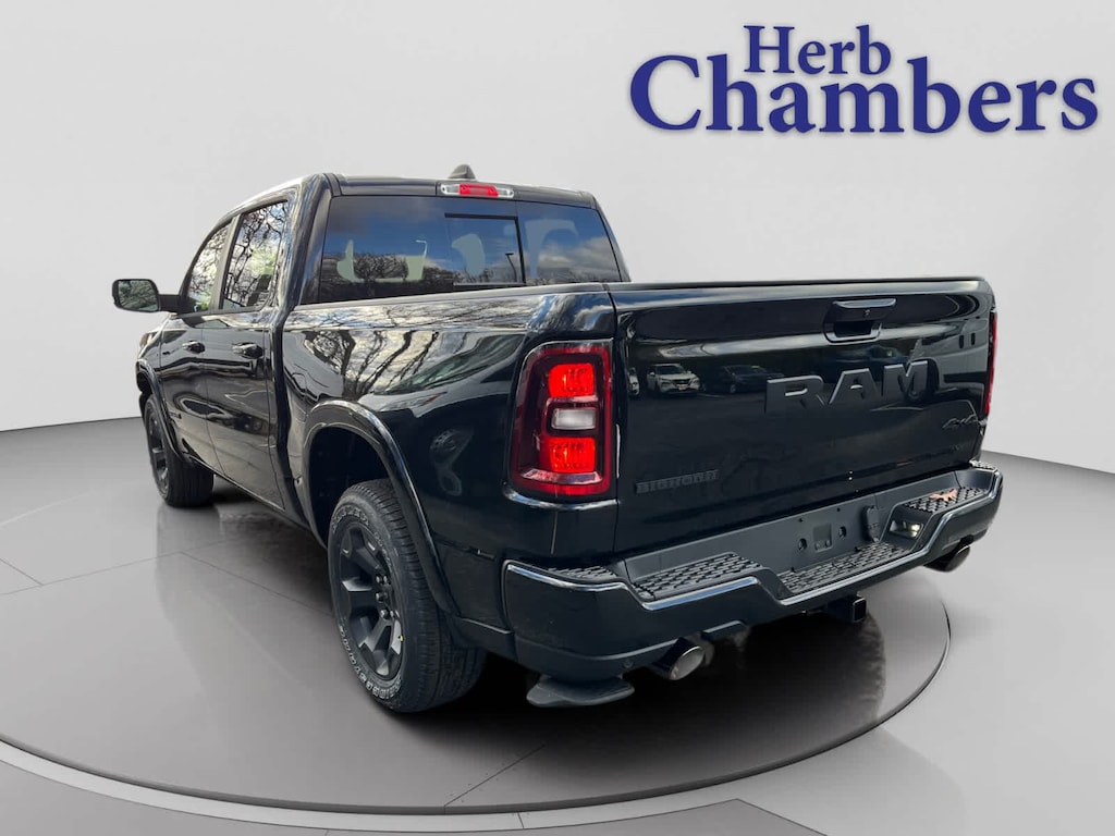 New 2026 Ram 1500 BIG HORN CREW CAB 4X4 5'7 BOX Pickup