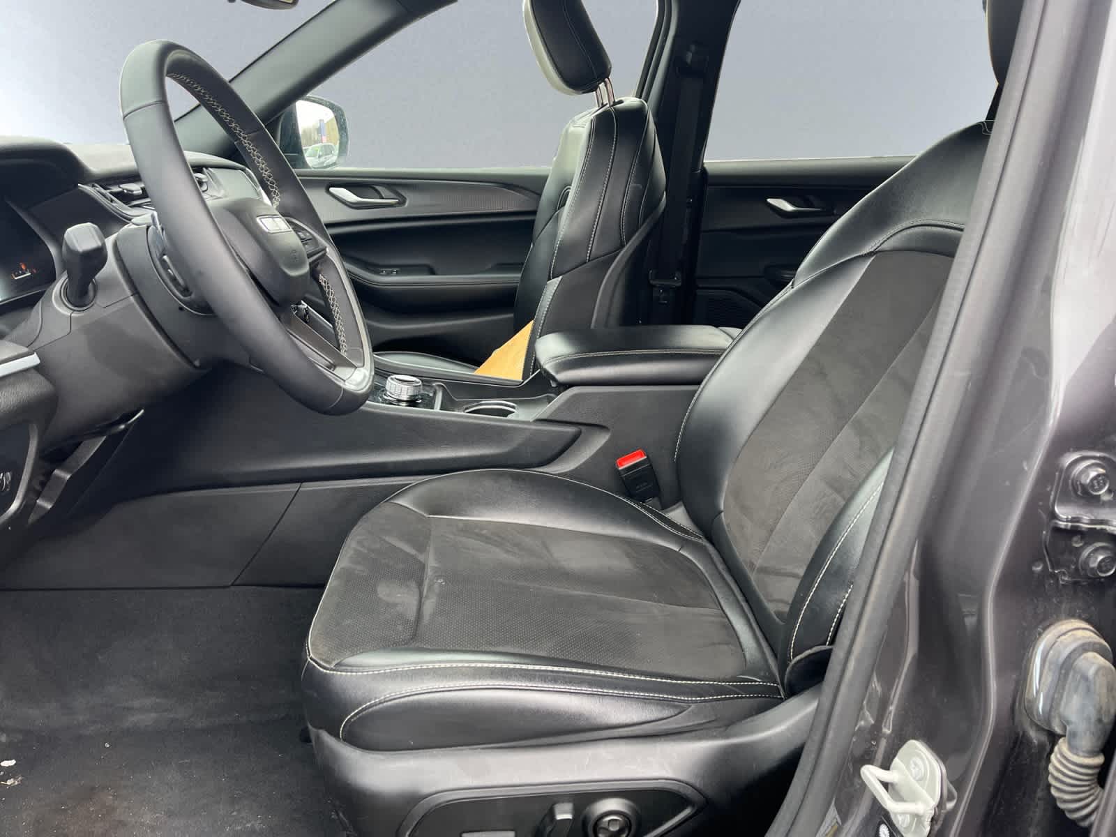 used 2024 Jeep Grand Cherokee L car, priced at $29,466