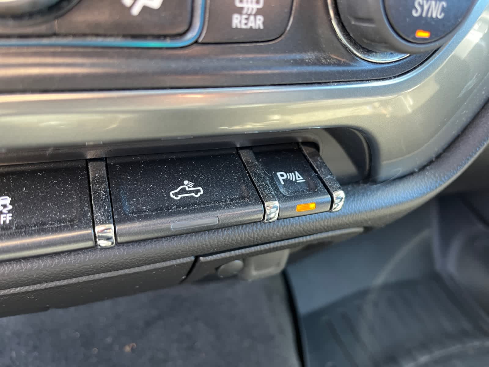 used 2015 Chevrolet Silverado 1500 car, priced at $18,609