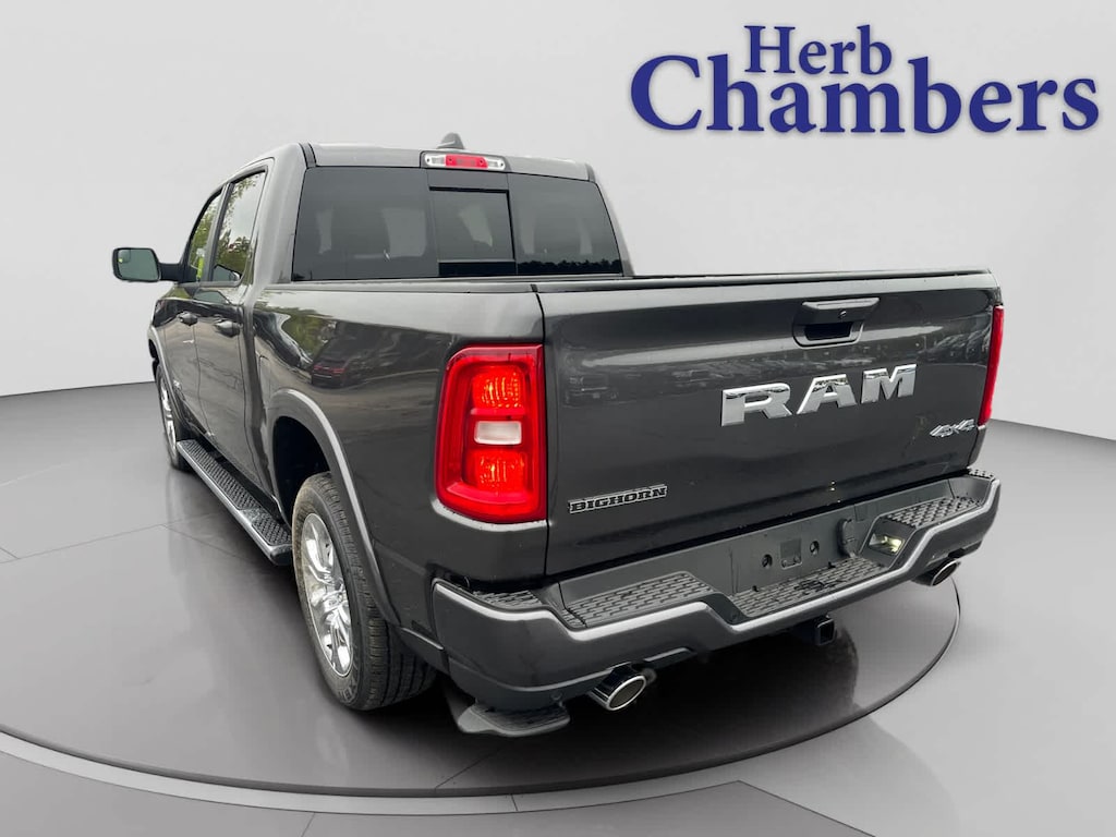 New 2026 Ram 1500 BIG HORN CREW CAB 4X4 5'7 BOX Pickup