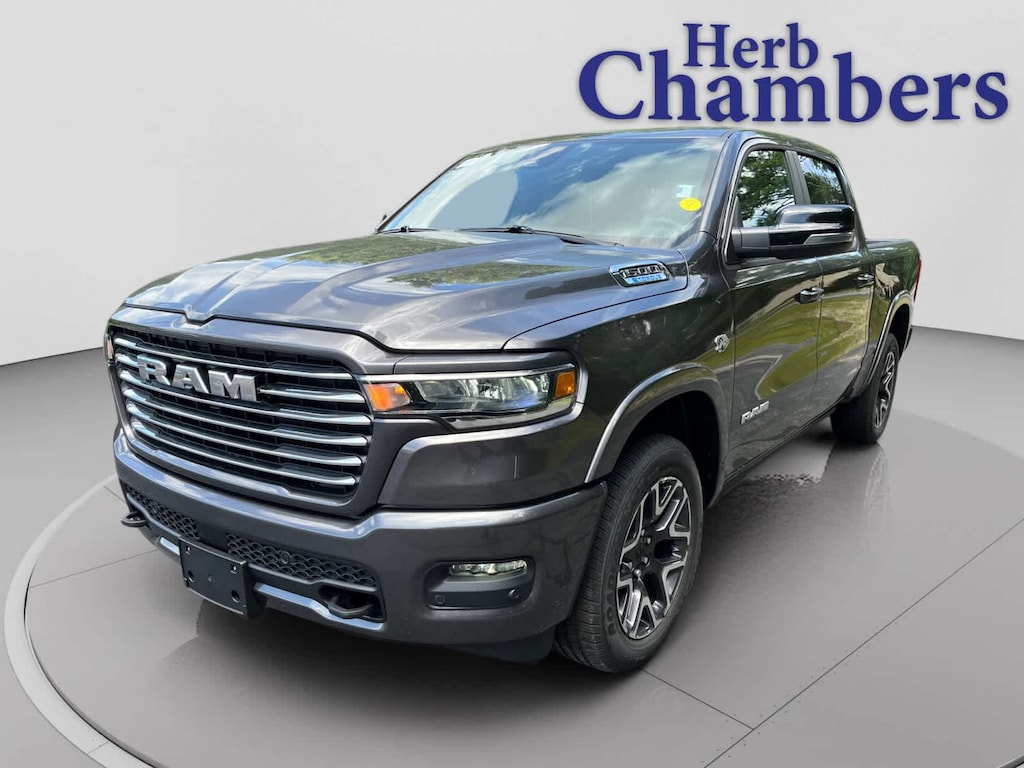 New 2026 Ram 1500 LARAMIE CREW CAB 4X4 5'7 BOX Pickup
