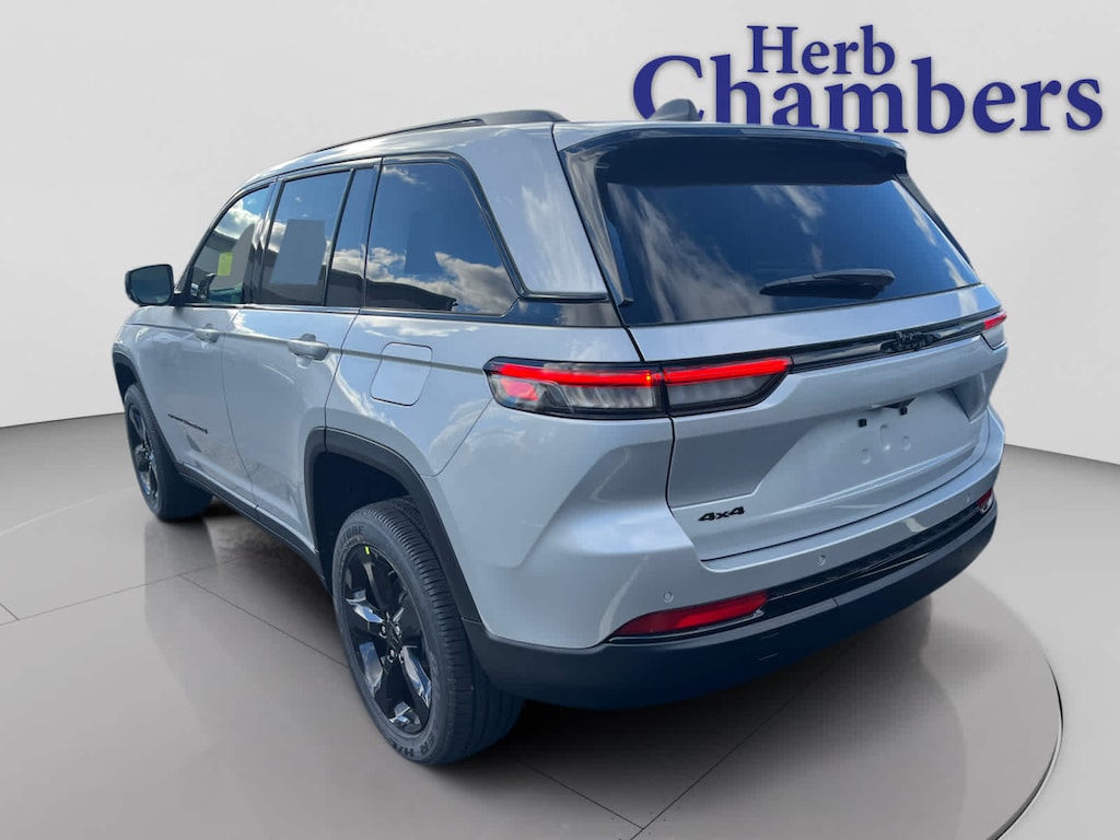 New 2025 Jeep Grand Cherokee ALTITUDE X 4X4 Sport Utility