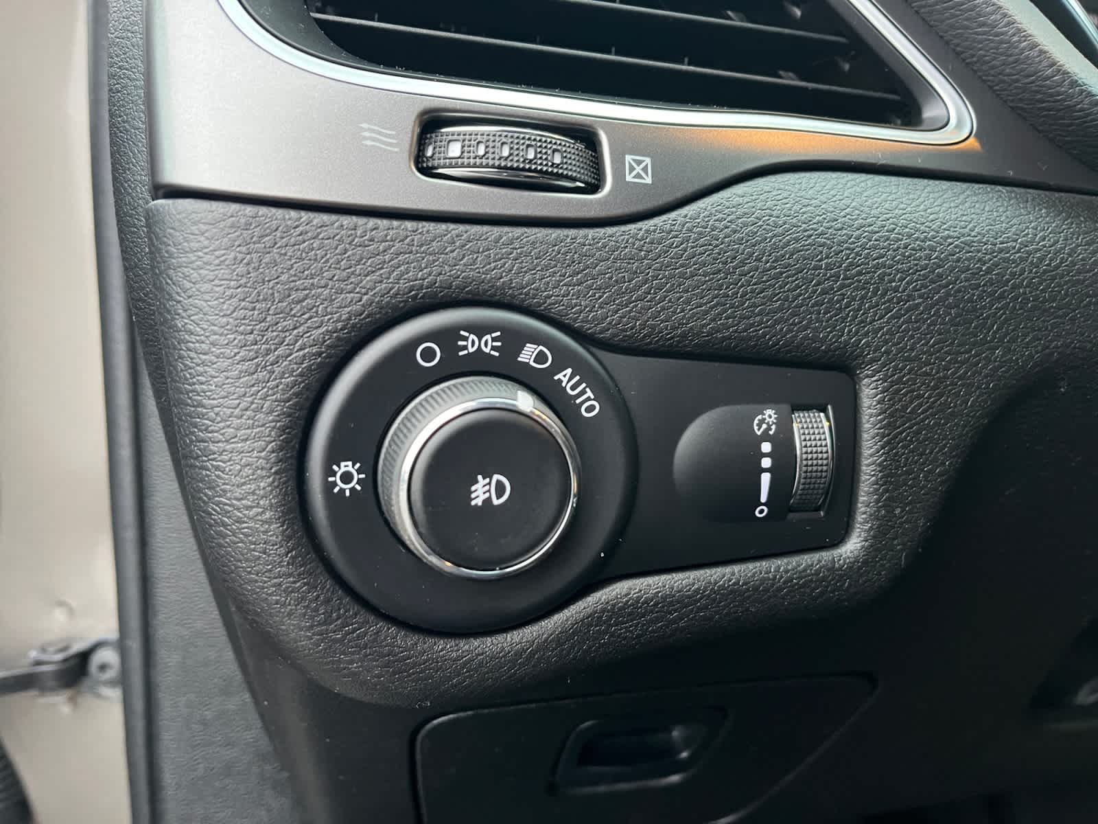 used 2019 Jeep Cherokee car, priced at $15,523