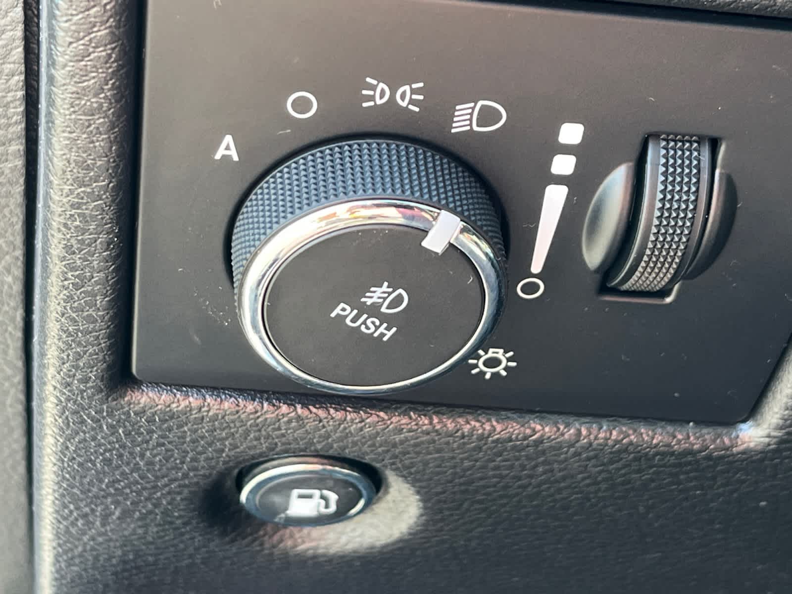 used 2020 Jeep Grand Cherokee car, priced at $20,739