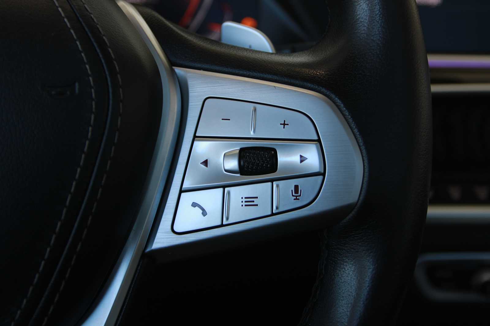 used 2021 BMW X7 xDrive40i car, priced at $34,899