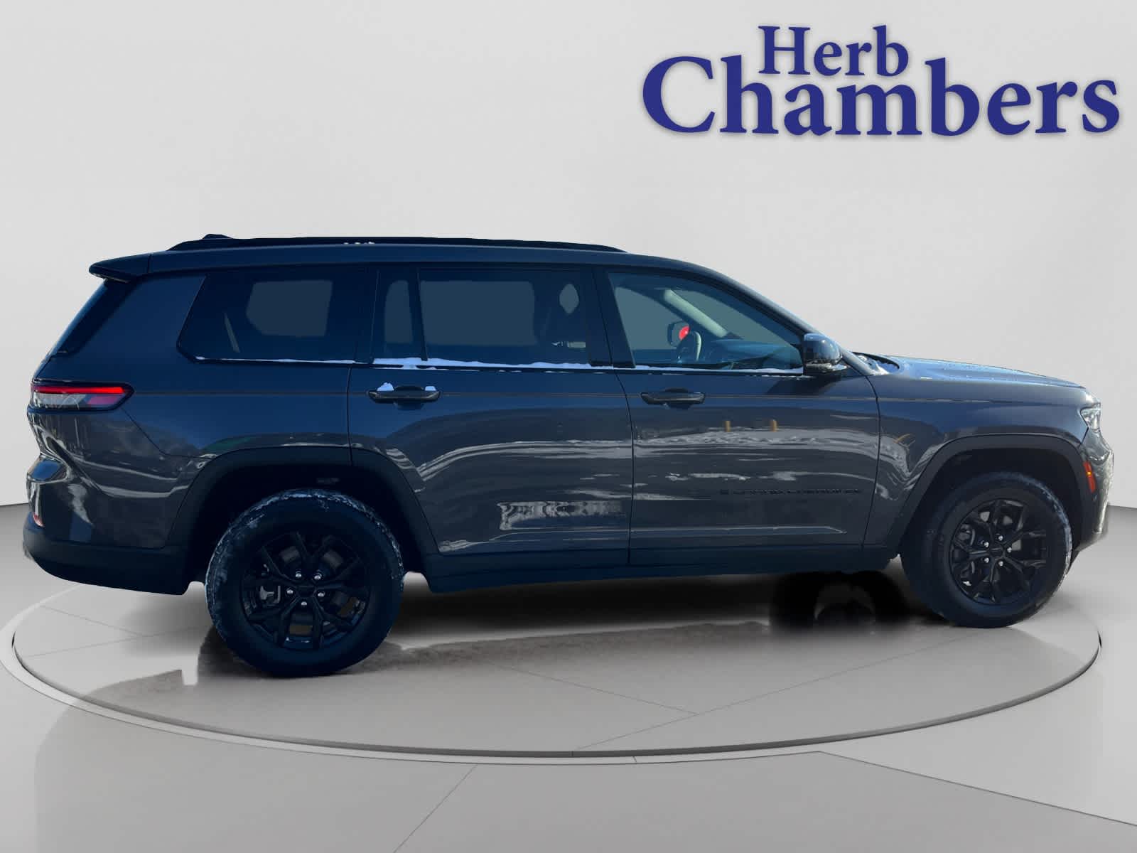 used 2024 Jeep Grand Cherokee L car, priced at $29,403