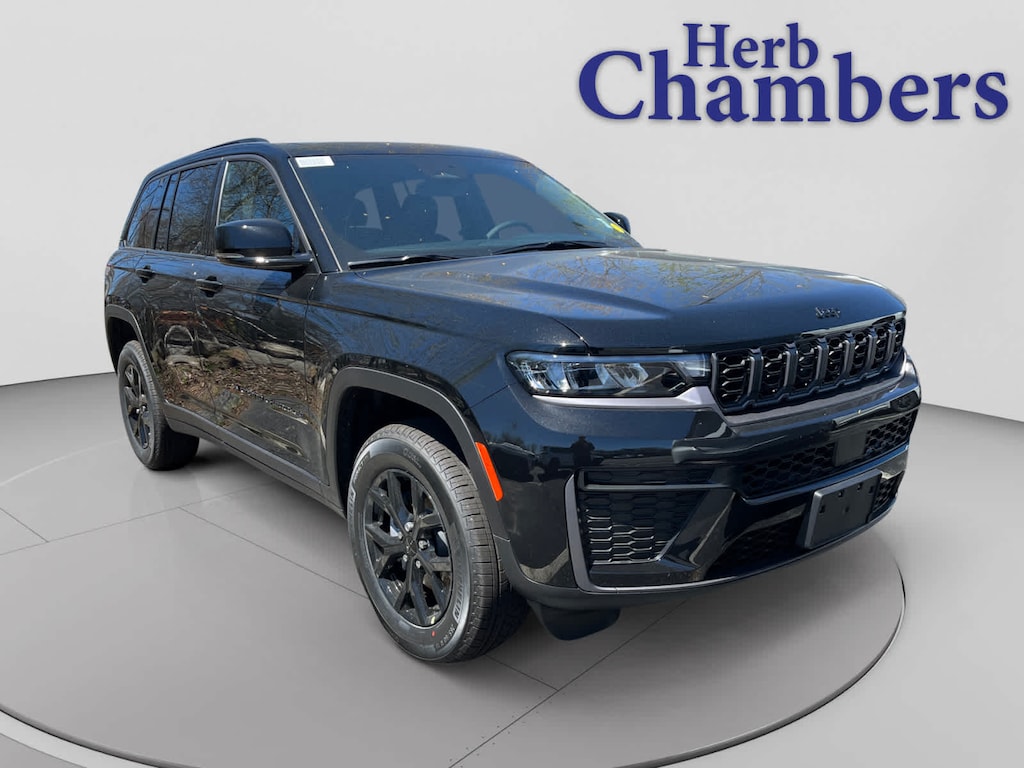 New 2026 Jeep Grand Cherokee LAREDO ALTITUDE 4X4 Sport Utility