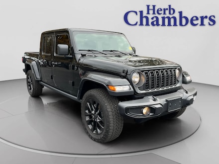 2025 Jeep Gladiator Nighthawk 4x4 Truck Crew Cab