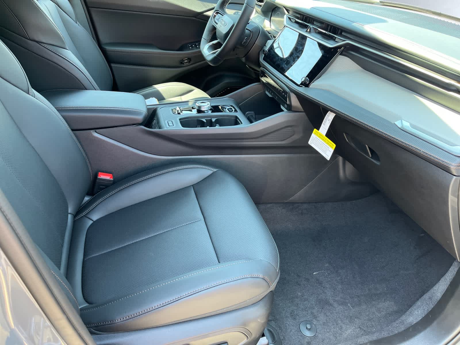 new 2026 Jeep Cherokee car, priced at $43,810