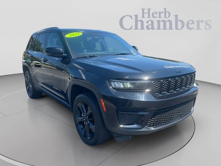 2023 Jeep Grand Cherokee Altitude SUV