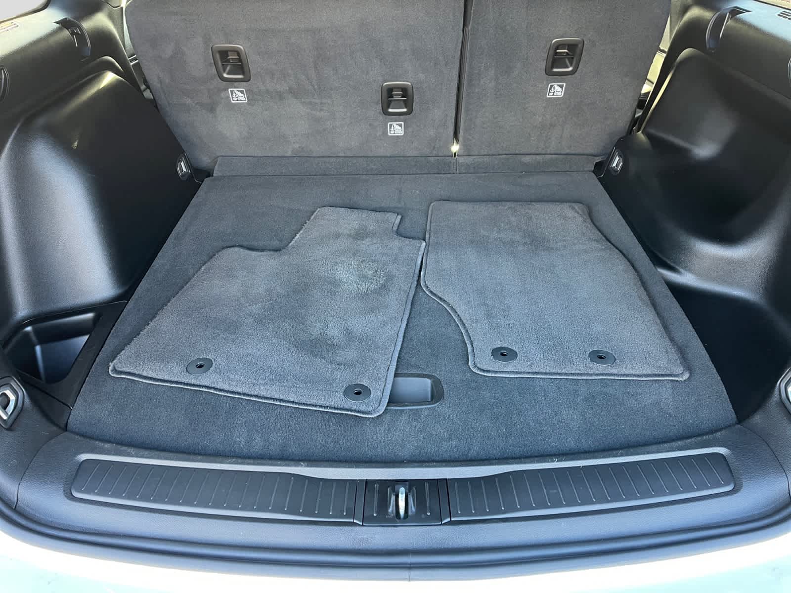 used 2023 Jeep Grand Cherokee car, priced at $30,079