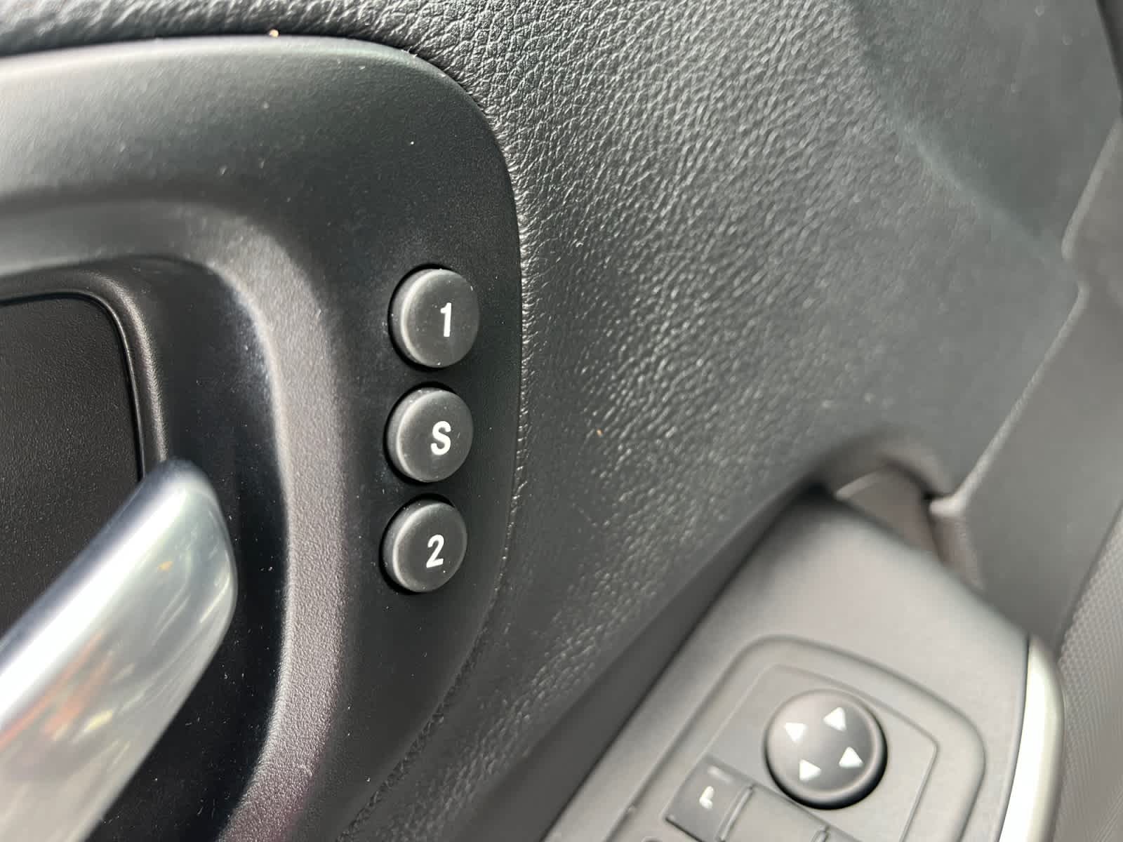 used 2021 Jeep Cherokee car, priced at $22,502