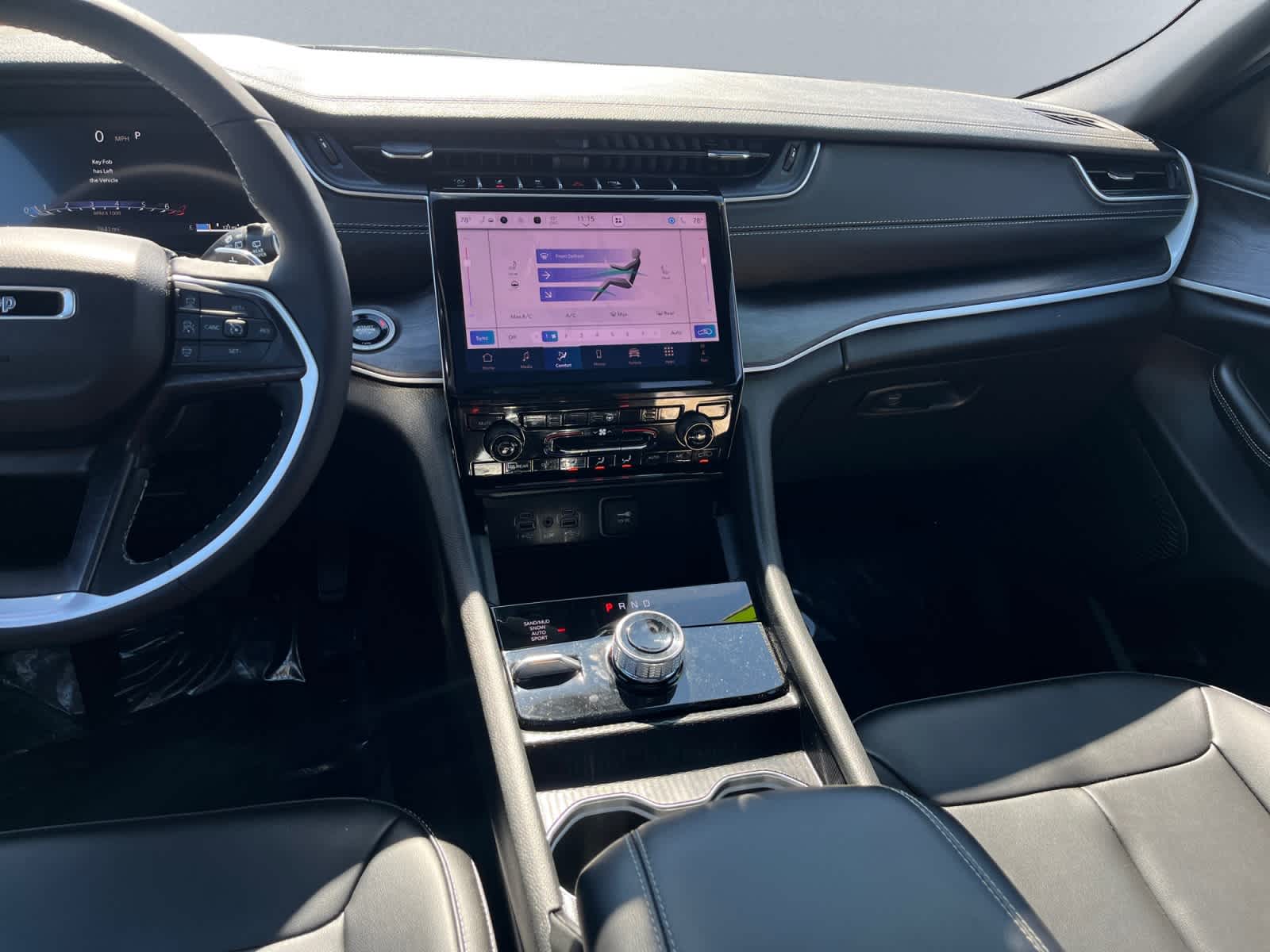 used 2025 Jeep Grand Cherokee car, priced at $41,729