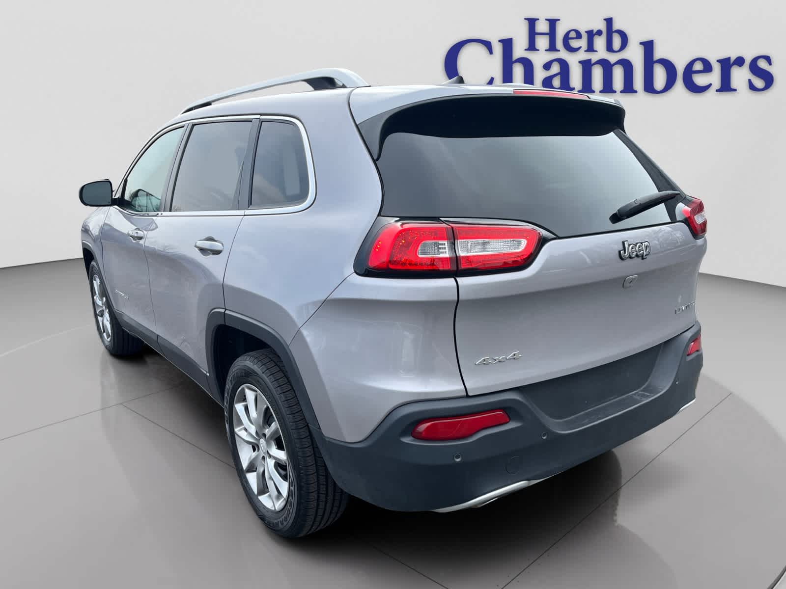 used 2018 Jeep Cherokee car, priced at $12,314