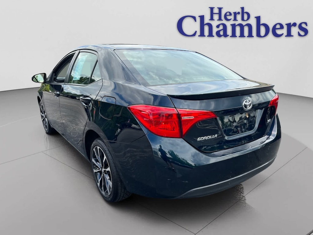 Used 2019 Toyota Corolla SE Sedan
