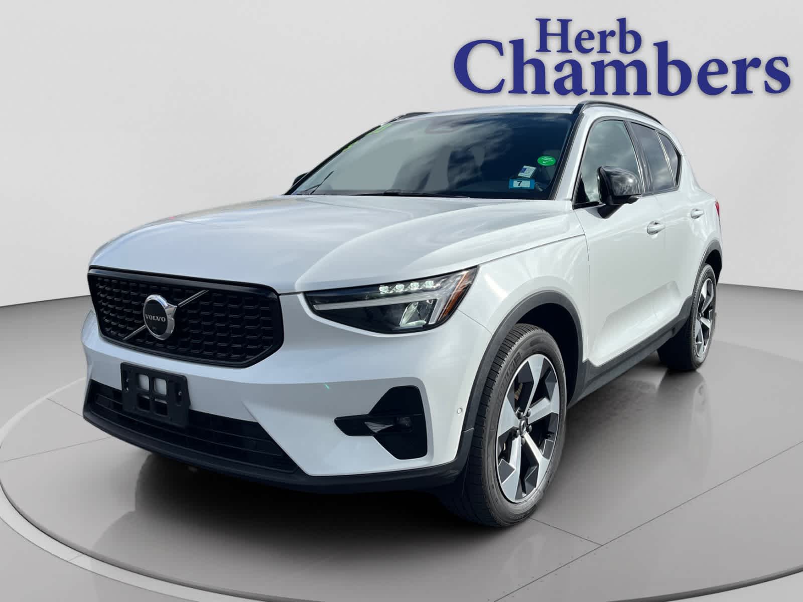 used 2023 Volvo XC40 car, priced at $26,737
