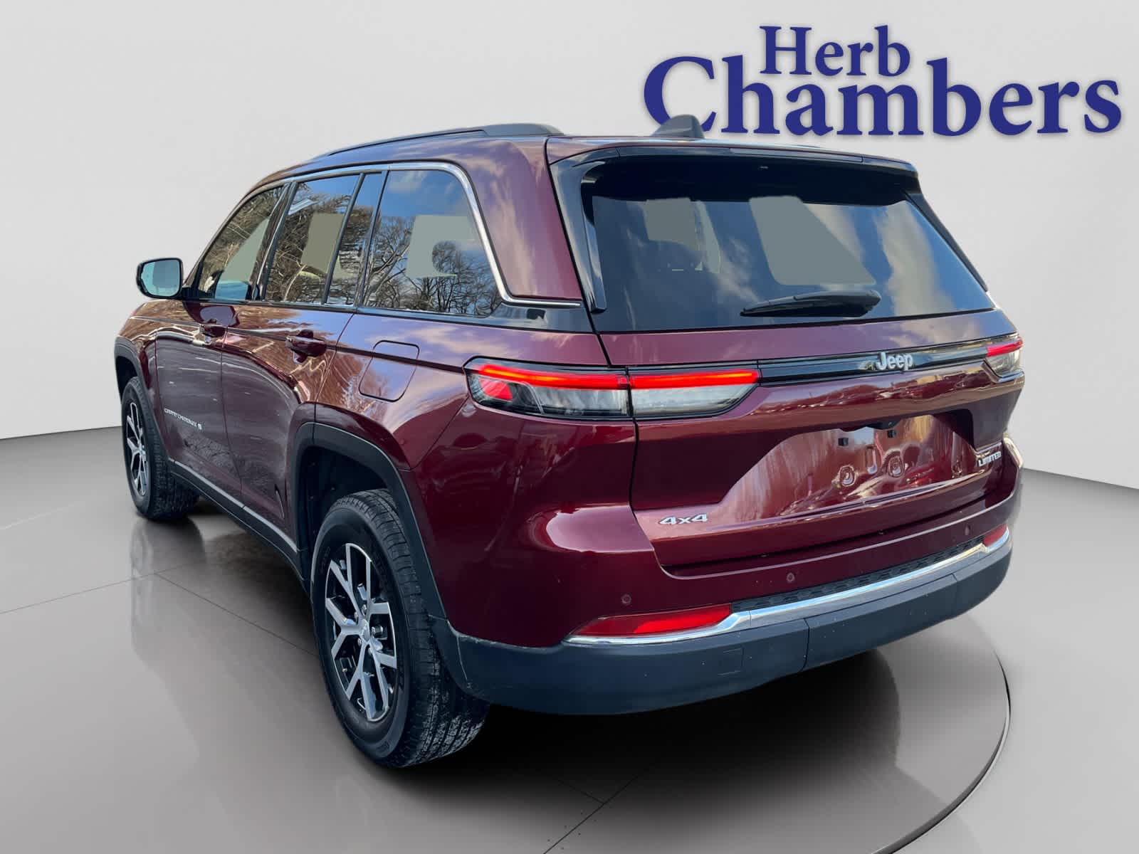 used 2024 Jeep Grand Cherokee car, priced at $30,451