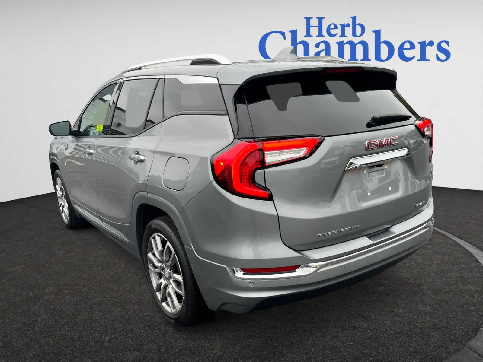 2023 Gmc Terrain Denali photo 3