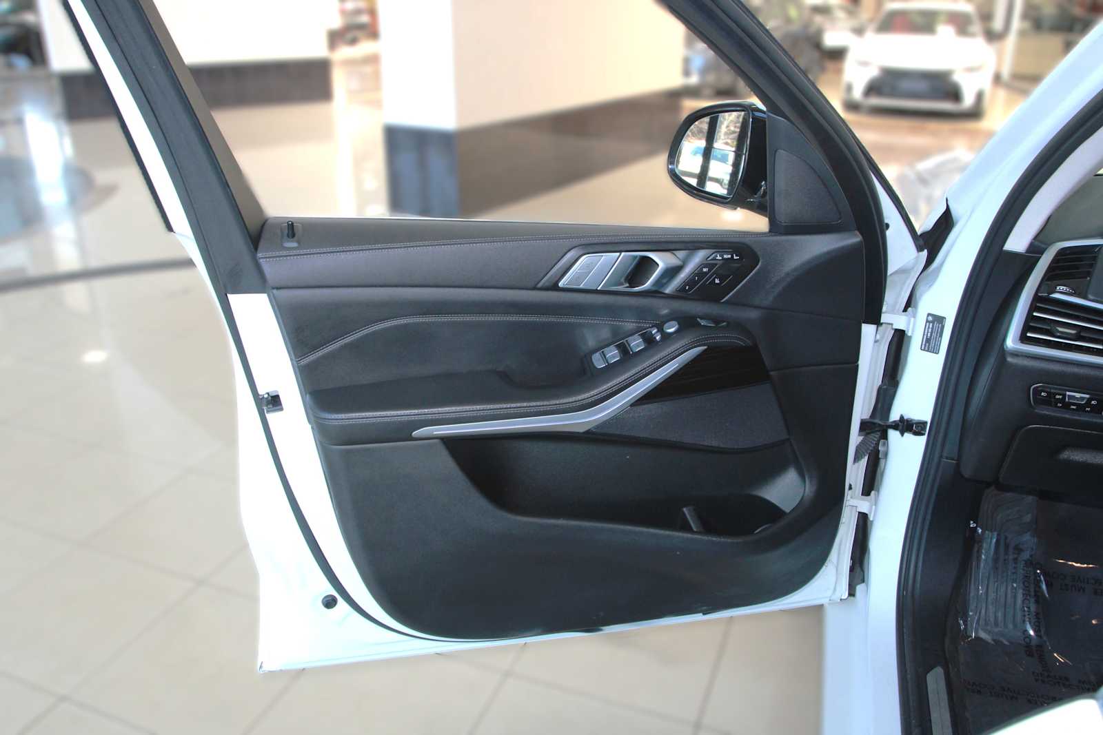 used 2021 BMW X7 xDrive40i car, priced at $34,899
