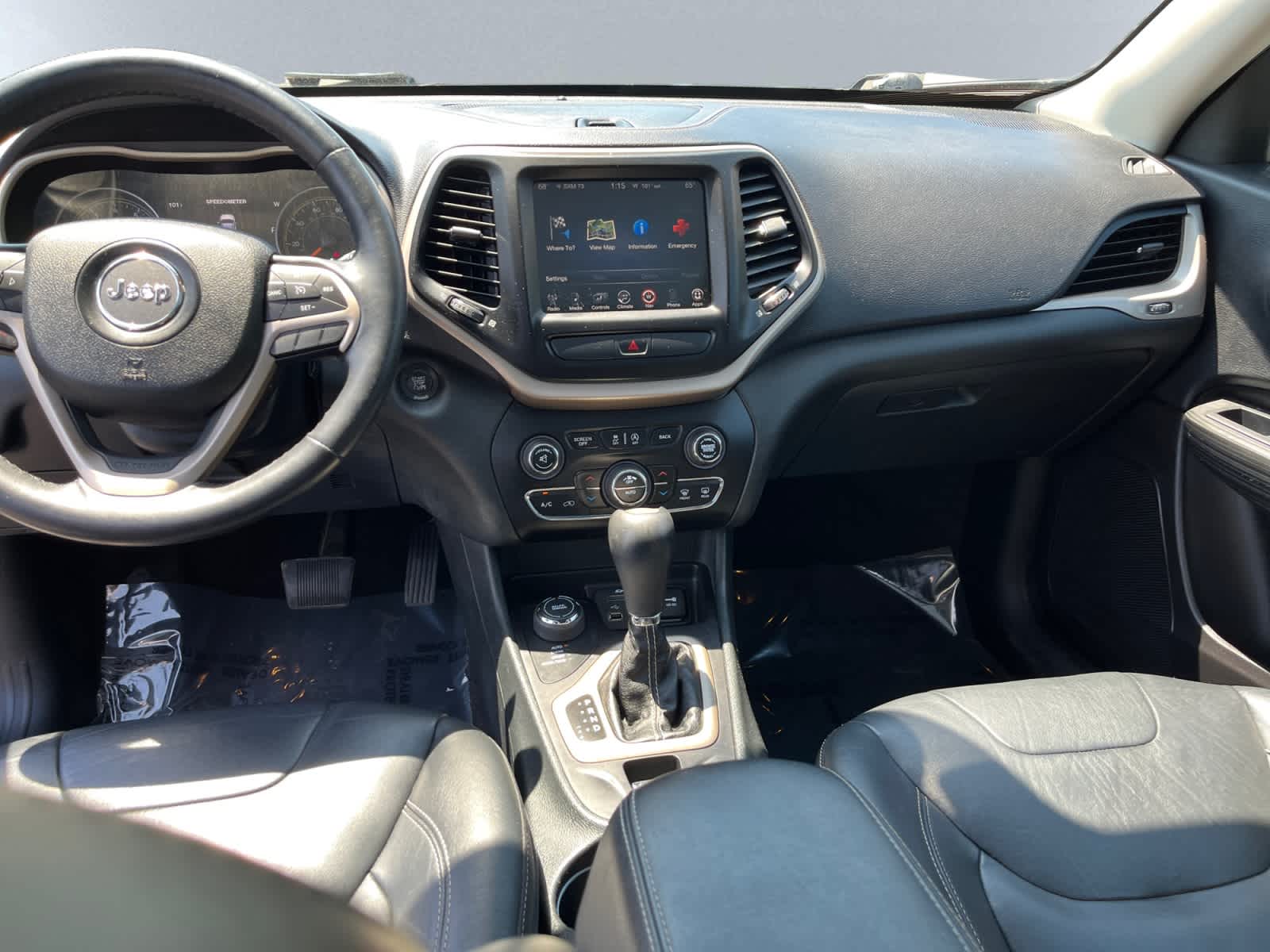 used 2015 Jeep Cherokee car, priced at $10,349