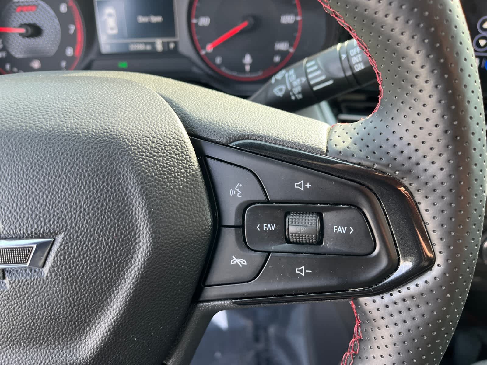 used 2025 Chevrolet Trax car, priced at $21,558