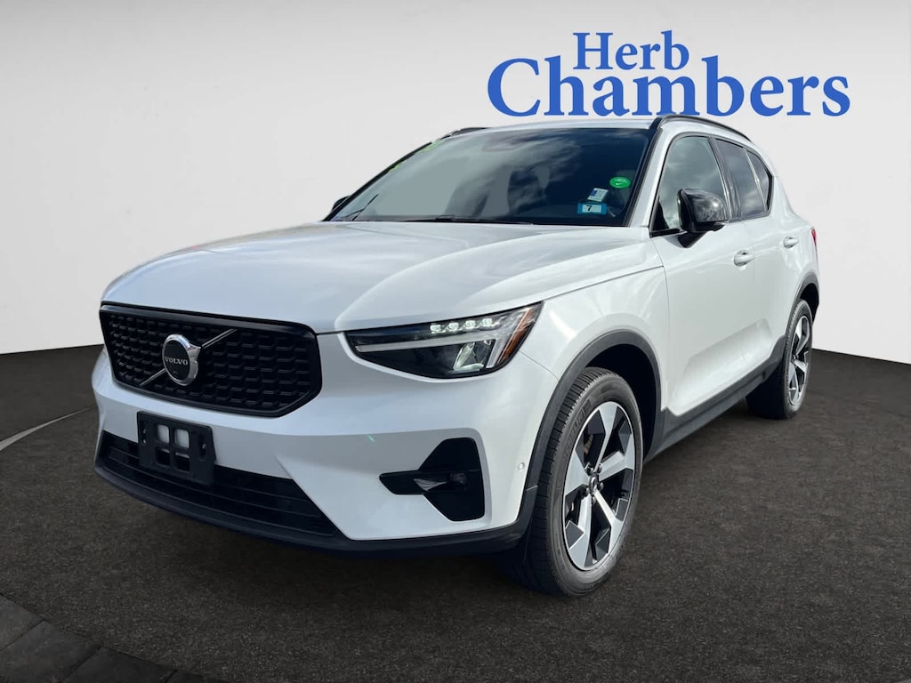 Certified 2023 Volvo XC40 Plus Dark Theme SUV