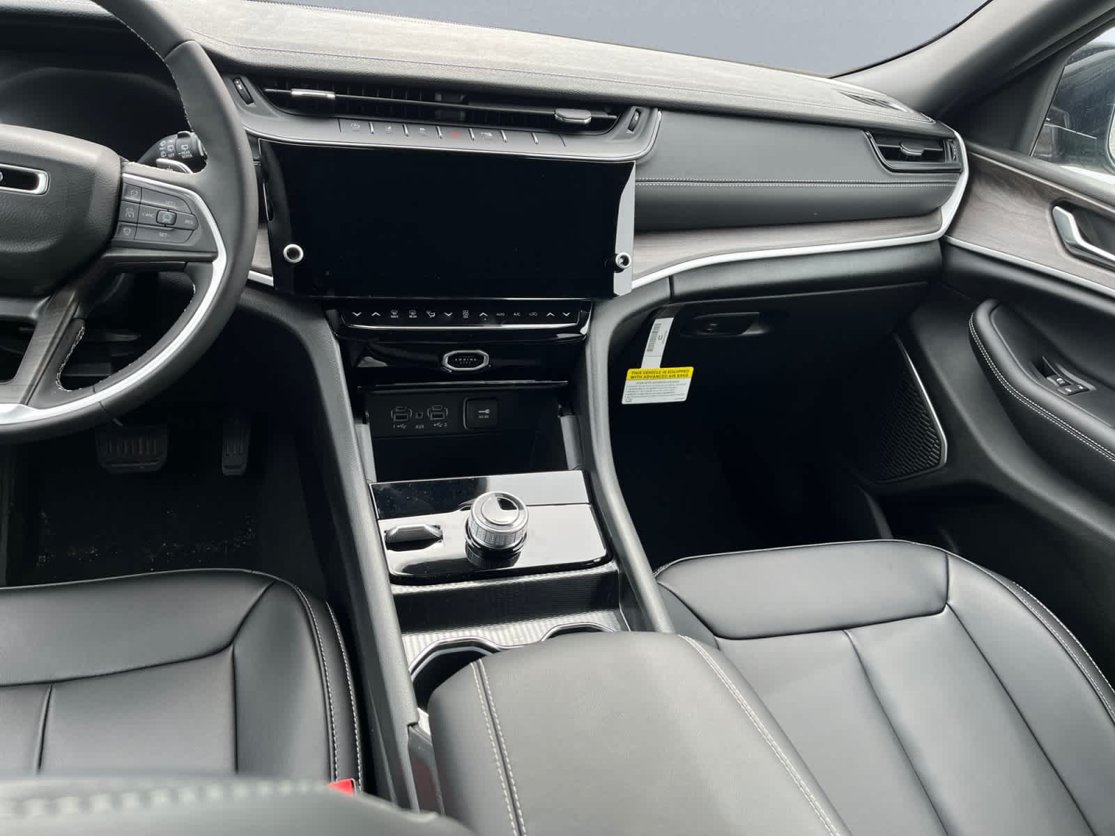 new 2026 Jeep Grand Cherokee car, priced at $47,805