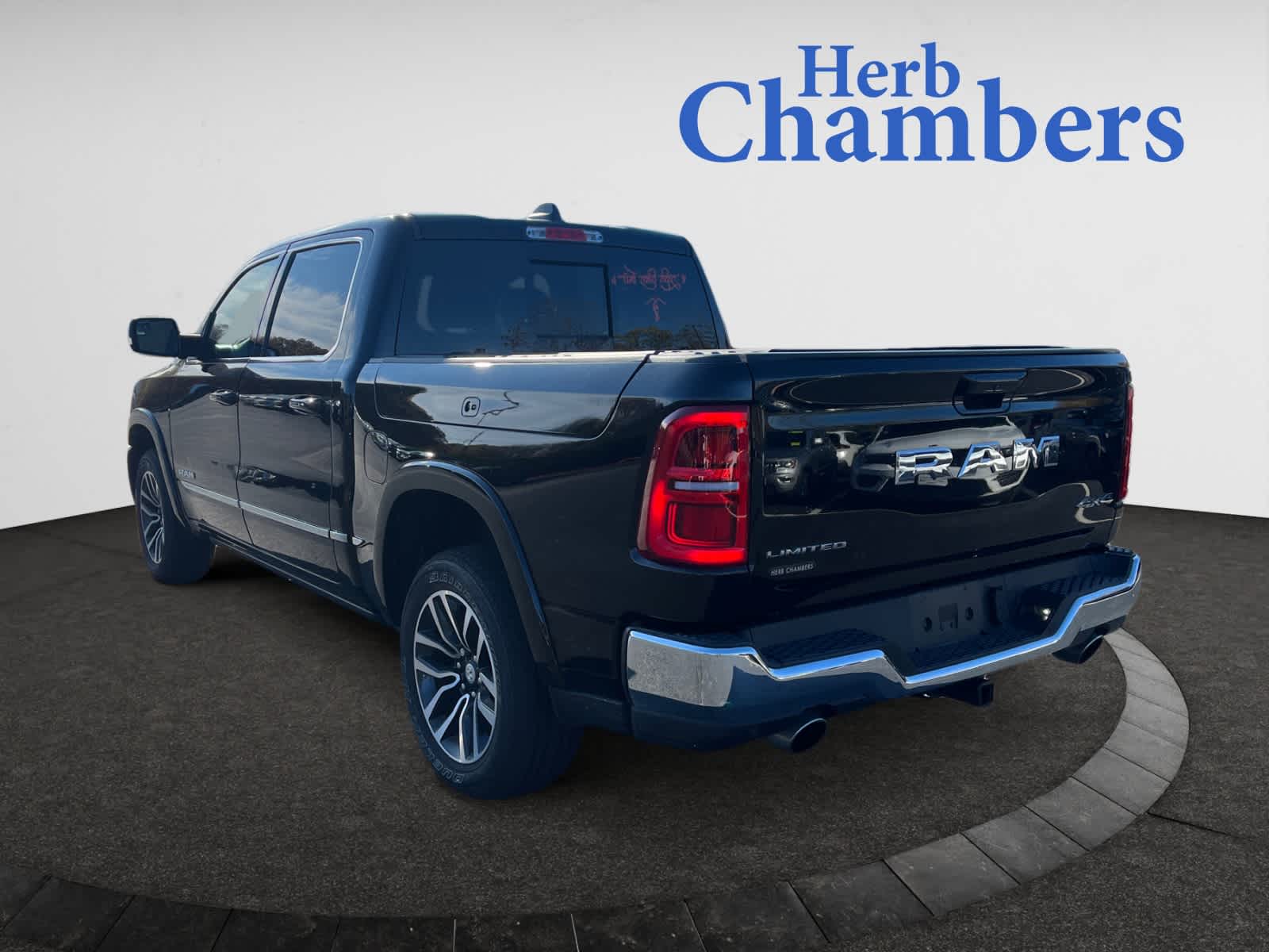 2025 Ram 1500 Limited photo 2