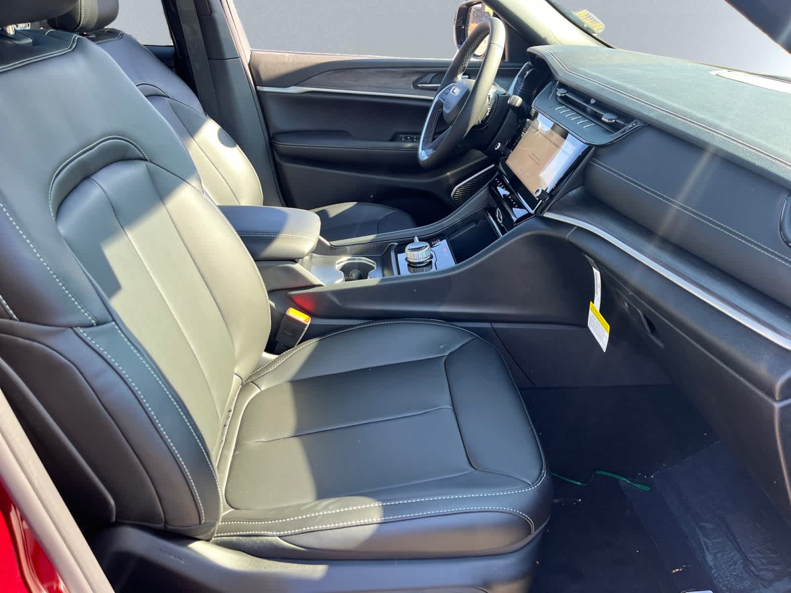 new 2026 Jeep Grand Cherokee car, priced at $47,210