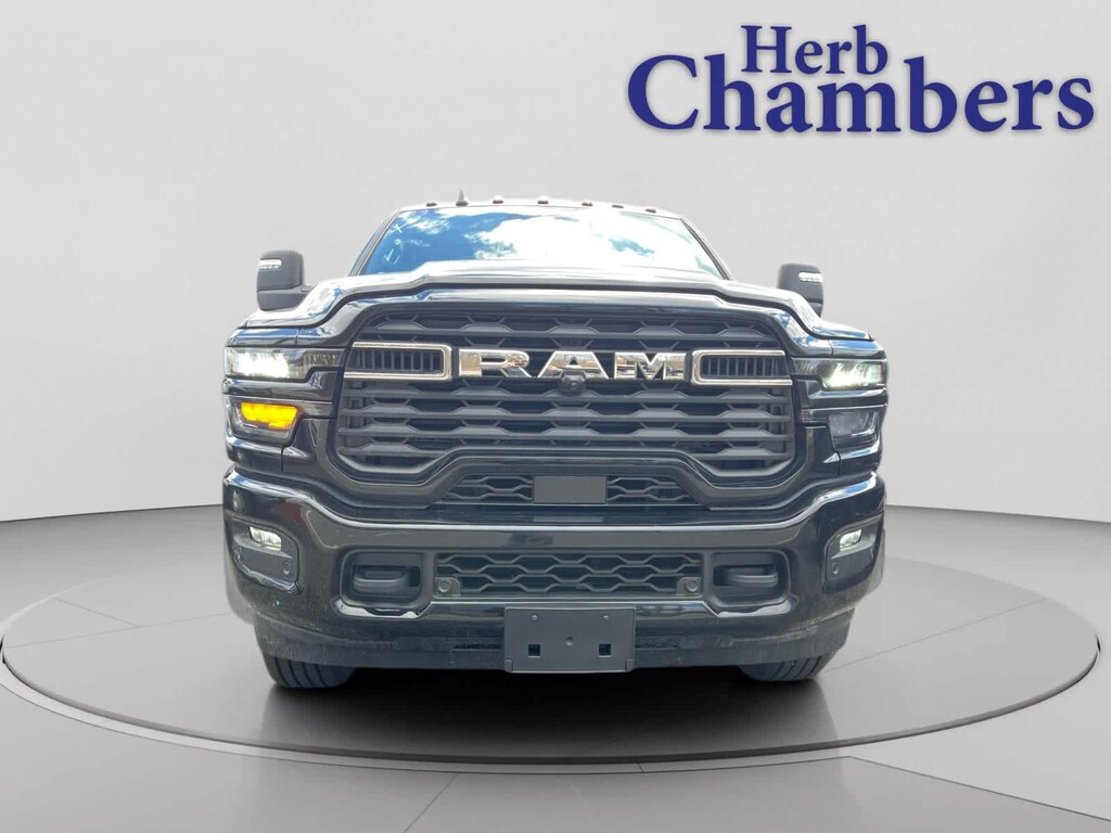 New 2026 Ram 2500 BIG HORN CREW CAB 4X4 6'4 BOX Pickup