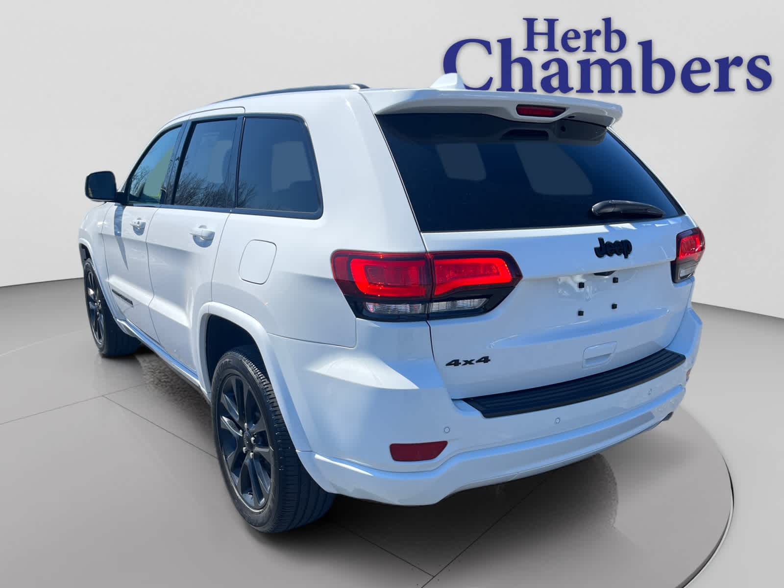 used 2020 Jeep Grand Cherokee car, priced at $20,739