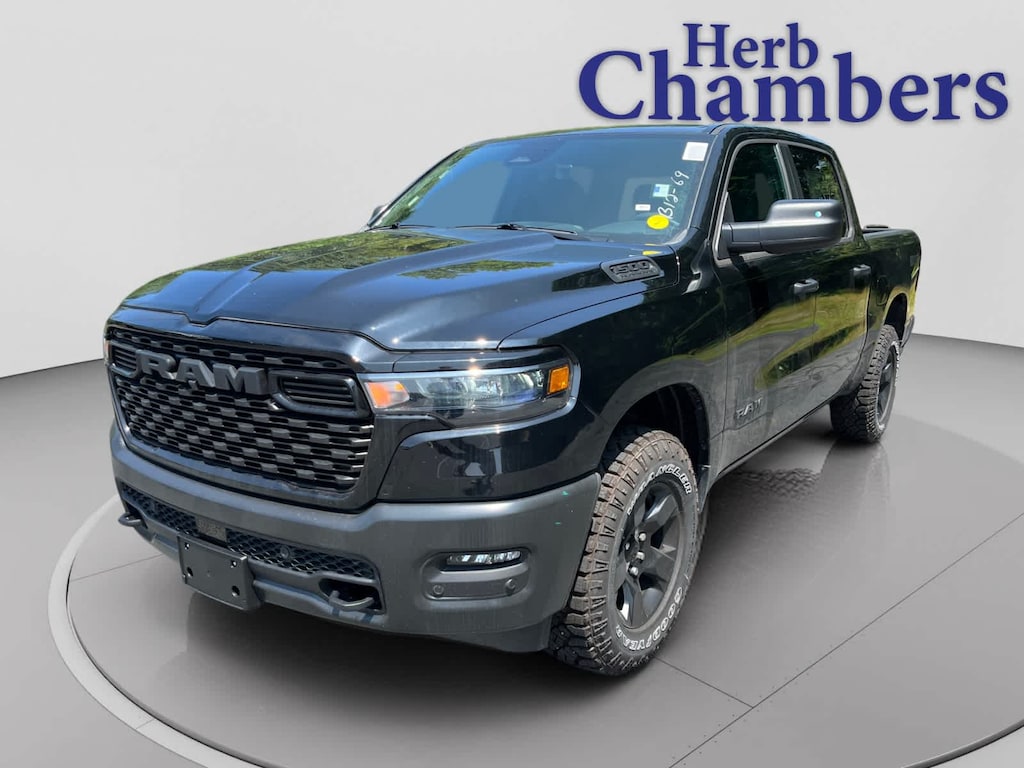 New 2026 Ram 1500 WARLOCK CREW CAB 4X4 5'7 BOX Pickup