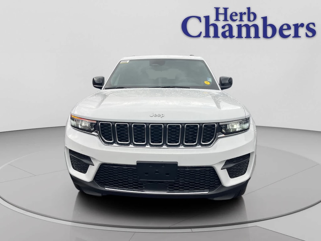 New 2025 Jeep Grand Cherokee LAREDO X 4X4 Sport Utility