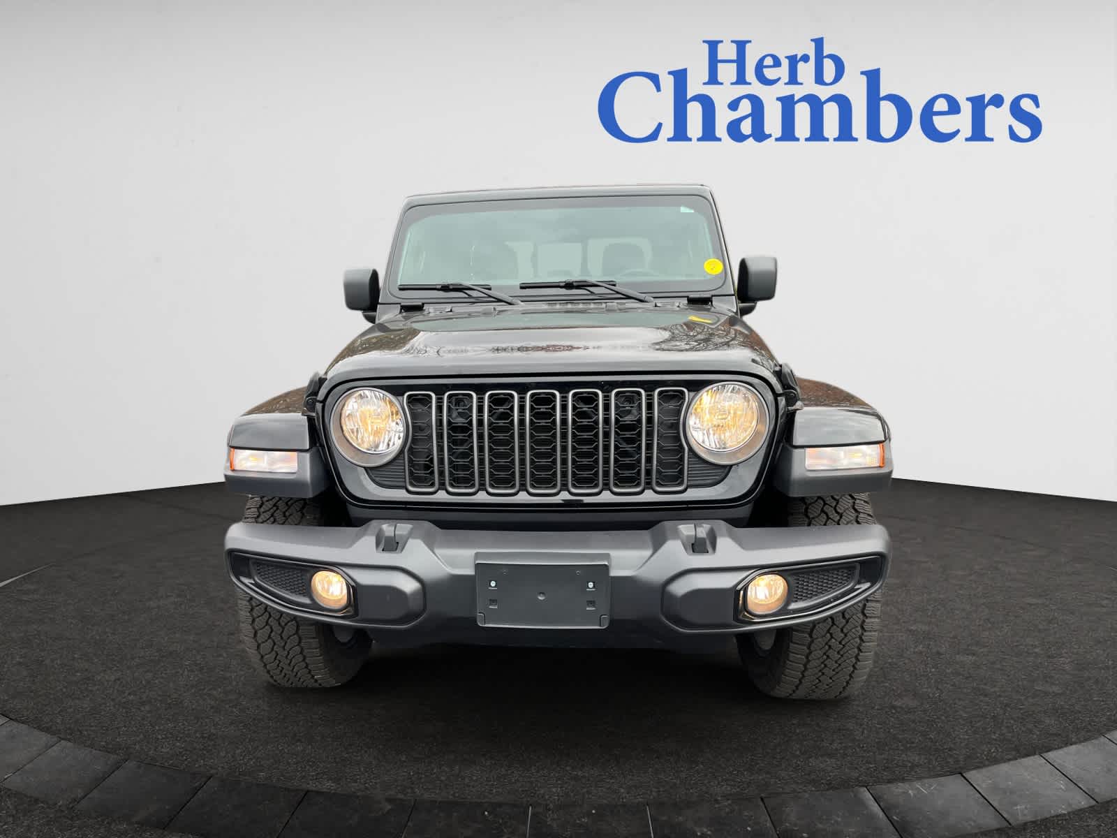 2025 Jeep Gladiator Sport photo 2