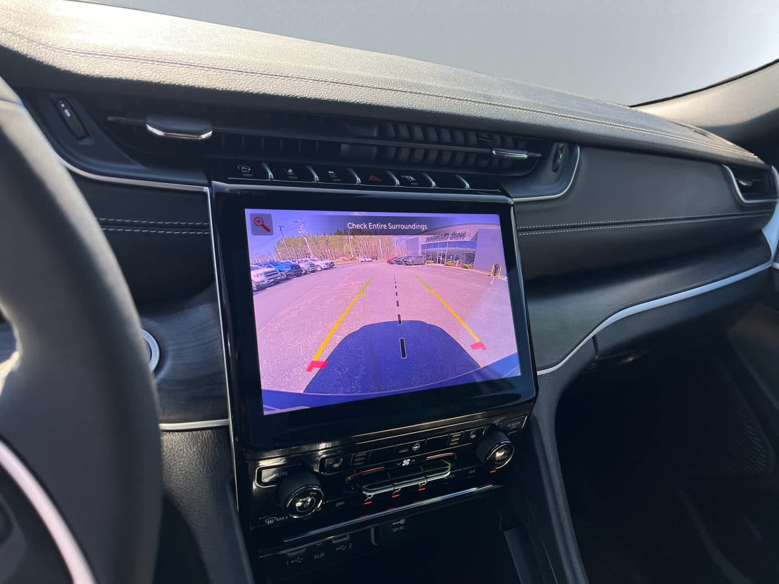 used 2025 Jeep Grand Cherokee car, priced at $41,729